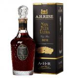 A.H. Riise Non Plus  Ultra + Gb 70cl Vol 42%